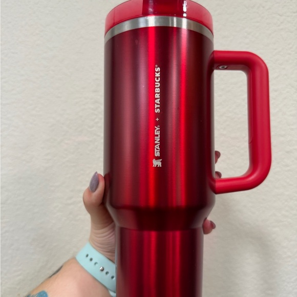 Stanley x Starbucks Red Insulated Tumbler with Handle - Picture 2 of 5